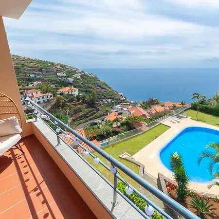 Unique Tropical Style Penthouse With A Dreamy View - By Portugal Collection Apartment Calheta  Exterior photo