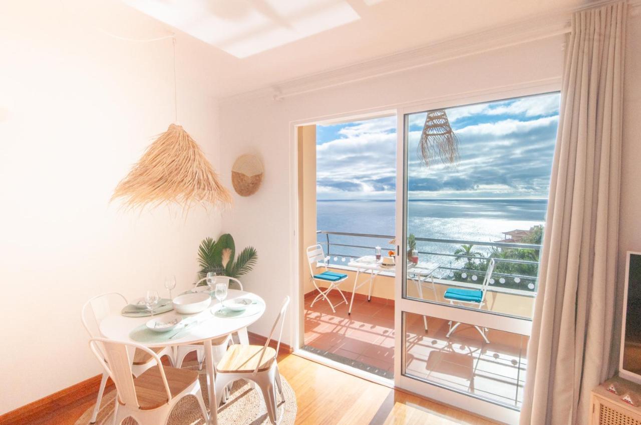 Unique Tropical Style Penthouse With A Dreamy View - By Portugal Collection Appartement