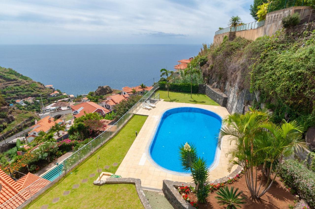 Unique Tropical Style Penthouse With A Dreamy View - By Portugal Collection